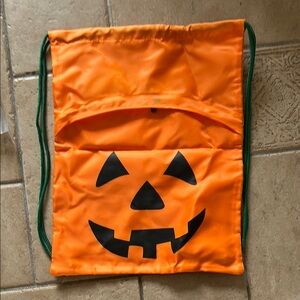 Thirty-One. Kids Pumpkin Drawstring Costume Bag